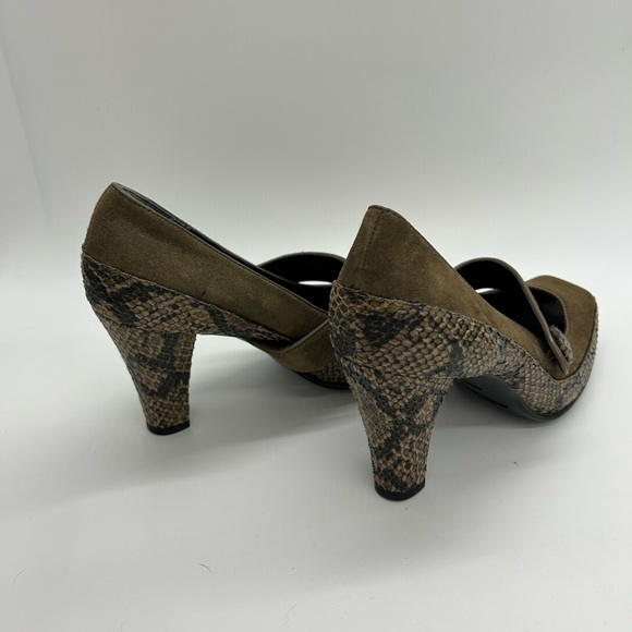 Aerosoles Mary Jane Peep Toe Heels Snake/ Suede - Picture 3 of 4